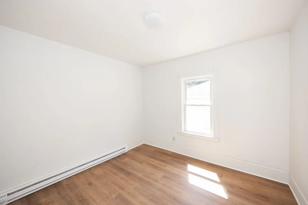 2 bed, 1 bath apartment for rent at 6 Vernon Street Pl Unit 3, Worcester — photo 7 of 31