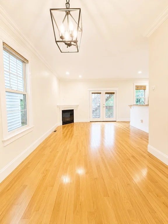 1 bed, 1 bath apartment for rent at 6 Vinton Unit 2, South Boston — photo 3 of 9