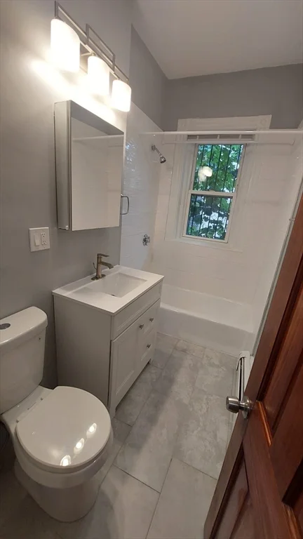 4 bed, 1 bath apartment for rent at 6 Wabeno St Unit 1, Roxbury — photo 12 of 12