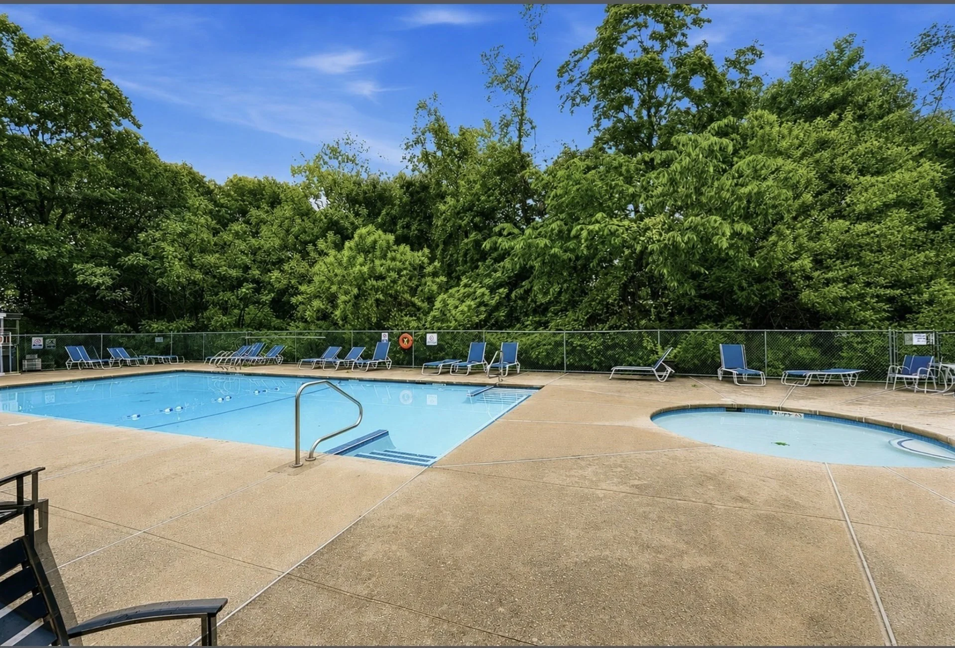 2 bed, 1 bath apartment for rent at 6 Walker Rd Unit 4, North Andover — photo 2 of 18