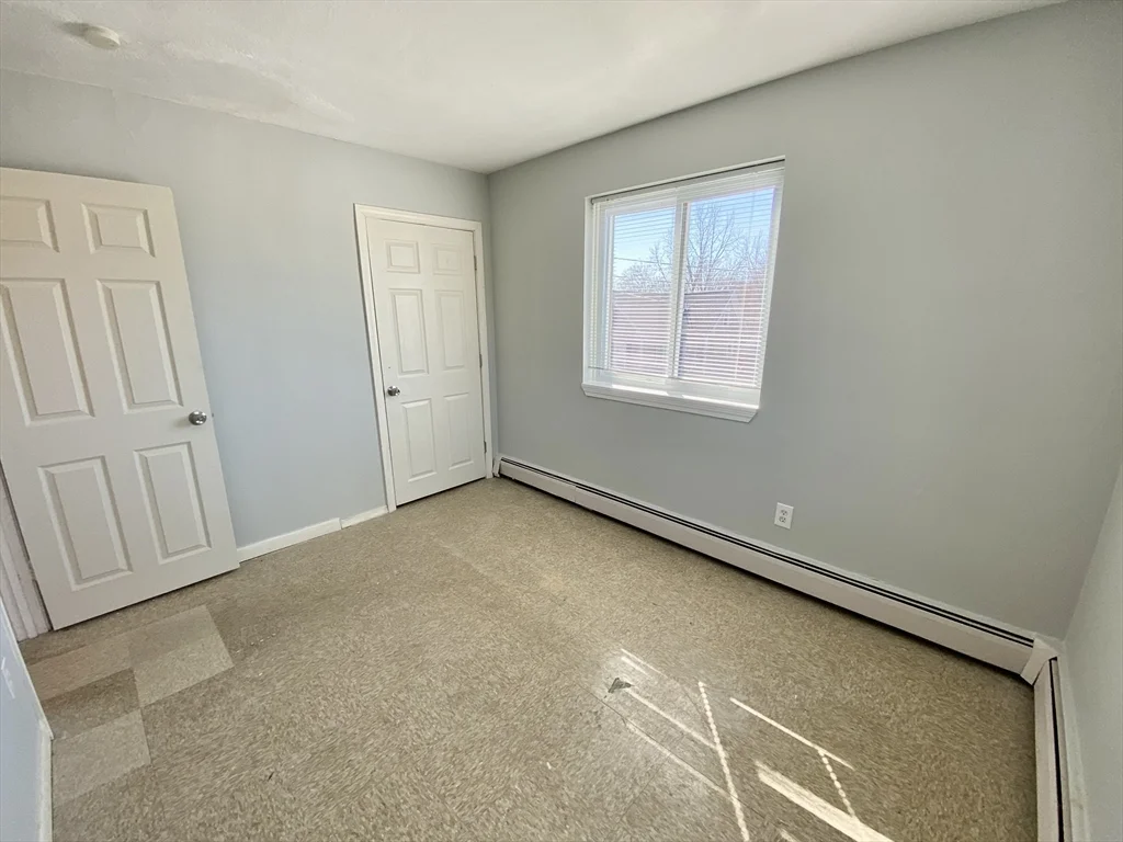 2 bed, 1 bath apartment for rent at 6 Waterloo St Unit 8, Hyde Park — photo 12 of 19