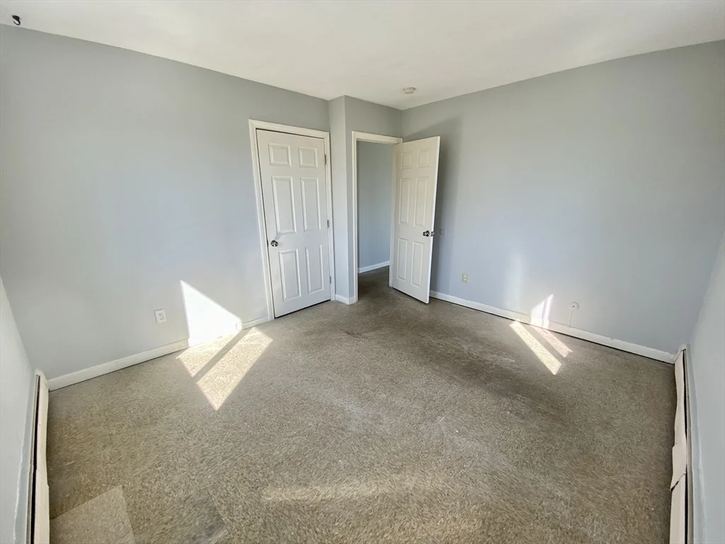 2 bed, 1 bath apartment for rent at 6 Waterloo St Unit 8, Hyde Park — photo 13 of 19