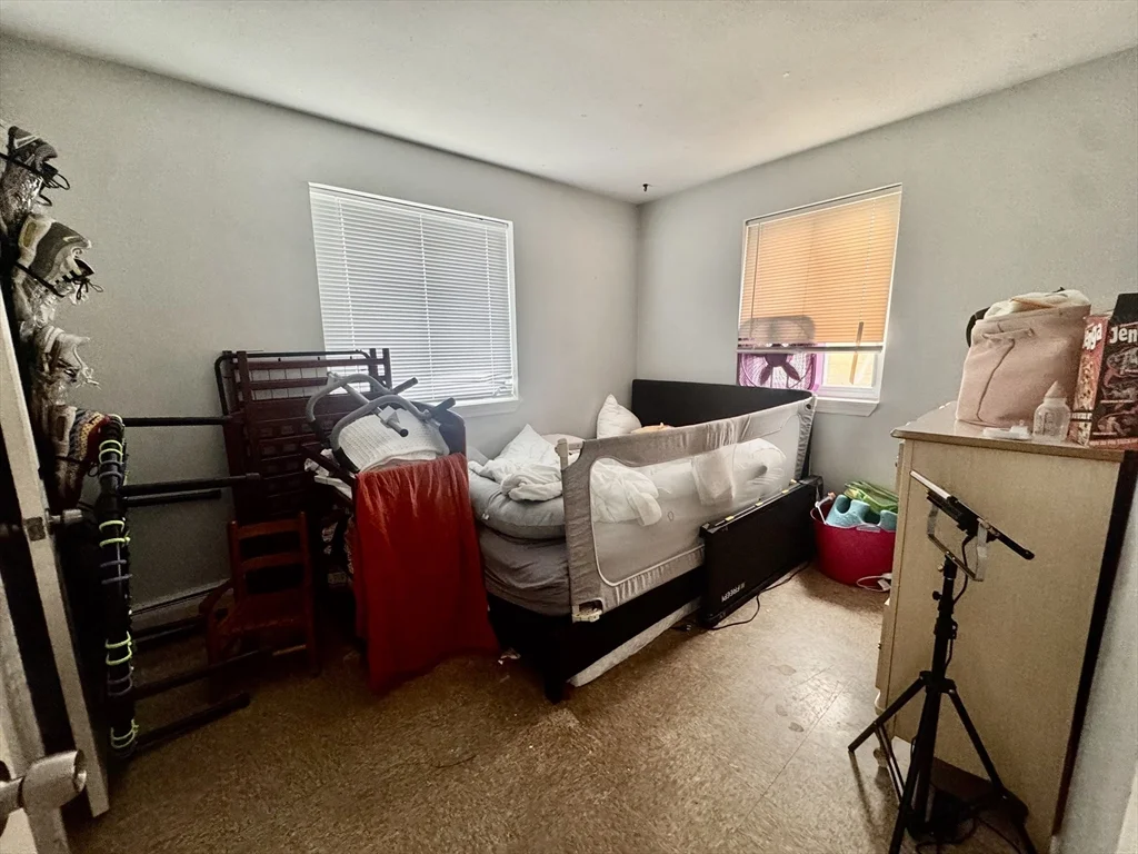 2 bed, 1 bath apartment for rent at 6 Waterloo St Unit 8, Hyde Park — photo 9 of 19