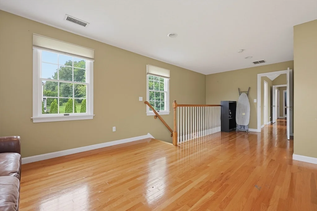 4 bed, 3 bath apartment for rent at 6 Waterville St, Shrewsbury — photo 18 of 33