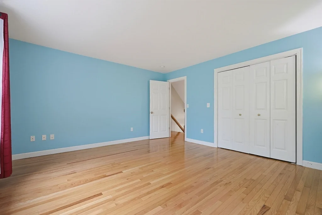 4 bed, 3 bath apartment for rent at 6 Waterville St, Shrewsbury — photo 26 of 33
