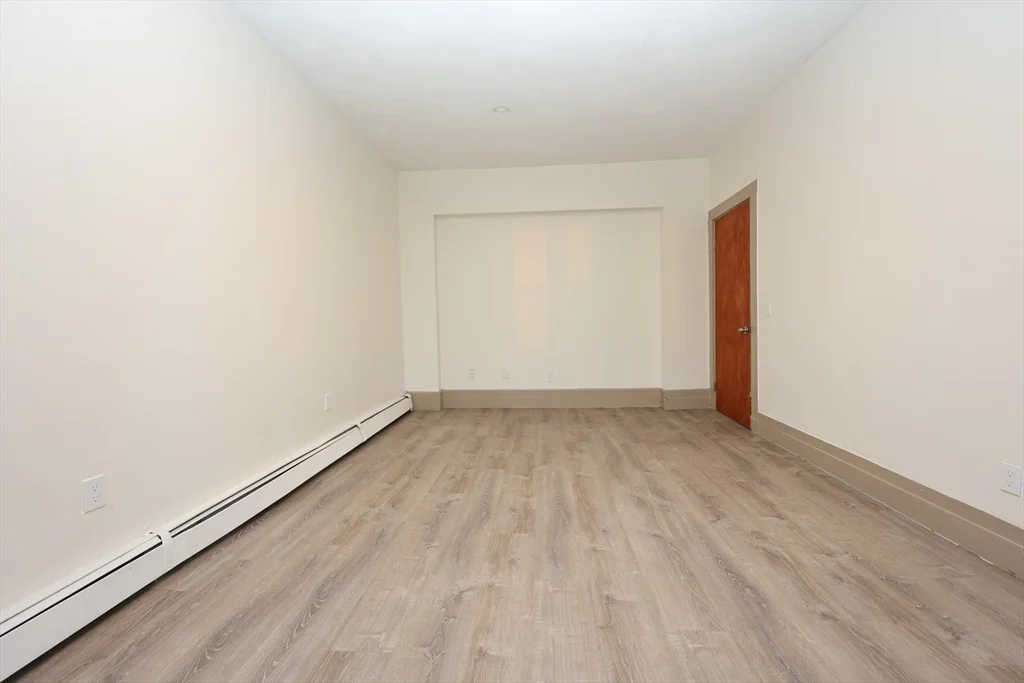 3 bed, 1 bath apartment for rent at 6 Waumbeck Unit 2, Roxbury — photo 14 of 19