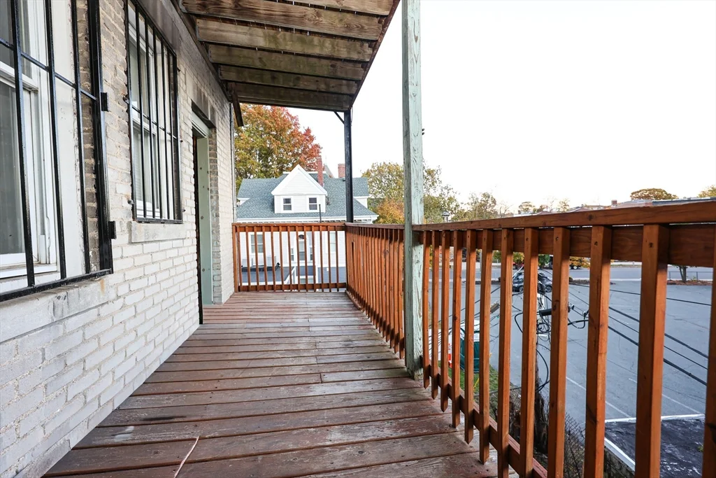 3 bed, 1 bath apartment for rent at 6 Waumbeck Unit 2, Roxbury — photo 16 of 19