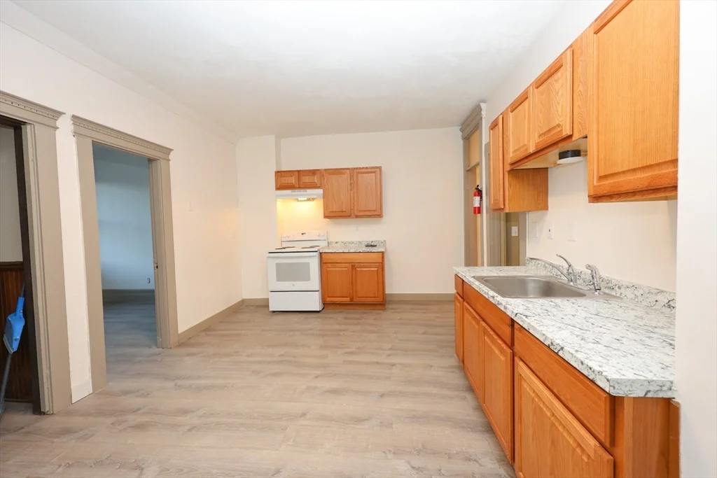 3 bed, 1 bath apartment for rent at 6 Waumbeck Unit 2, Roxbury — photo 1 of 19