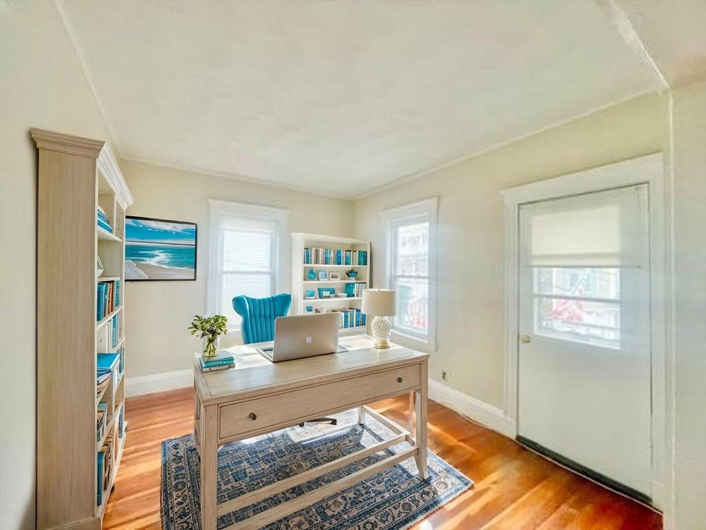 3 bed, 1 bath apartment for rent at 6 West 8th St Unit 8, South Boston — photo 3 of 6