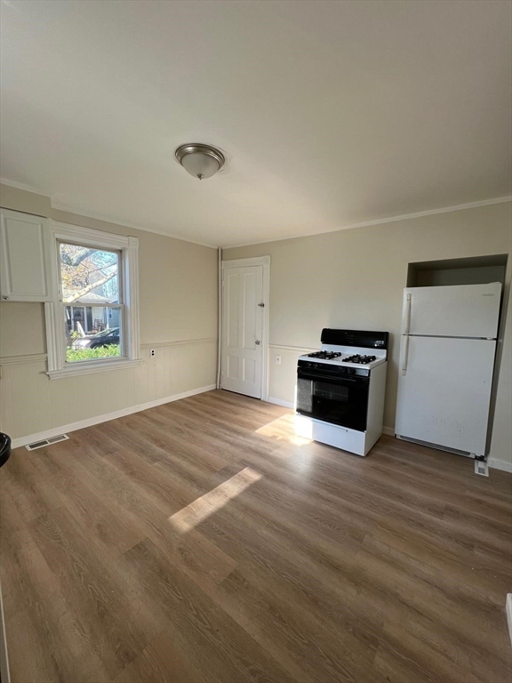 1 bed, 1 bath apartment for rent at 6 Wheeler St Unit 1, Peabody — photo 4 of 9