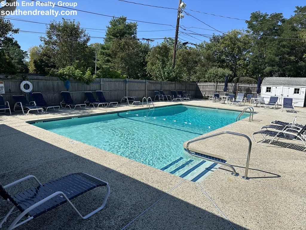 2 bed, 1 bath apartment for rent at 6 Whitman Rd Unit 6, Waltham — photo 12 of 12