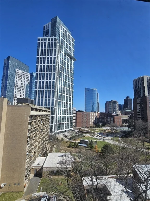 1 bed, 1 bath apartment for rent at 6 Whittier Pl Unit 10J, West End — photo 28 of 37
