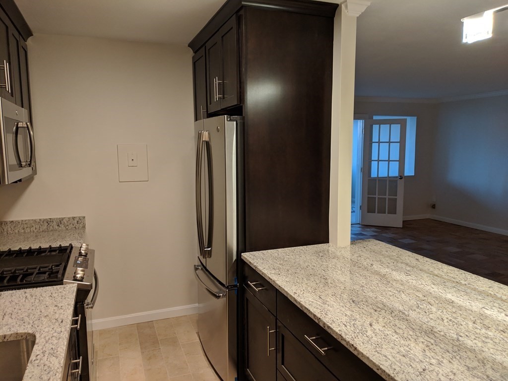 2 bed, 2 bath apartment for rent at 6 Whittier Pl Unit 15D, West End — photo 2 of 13