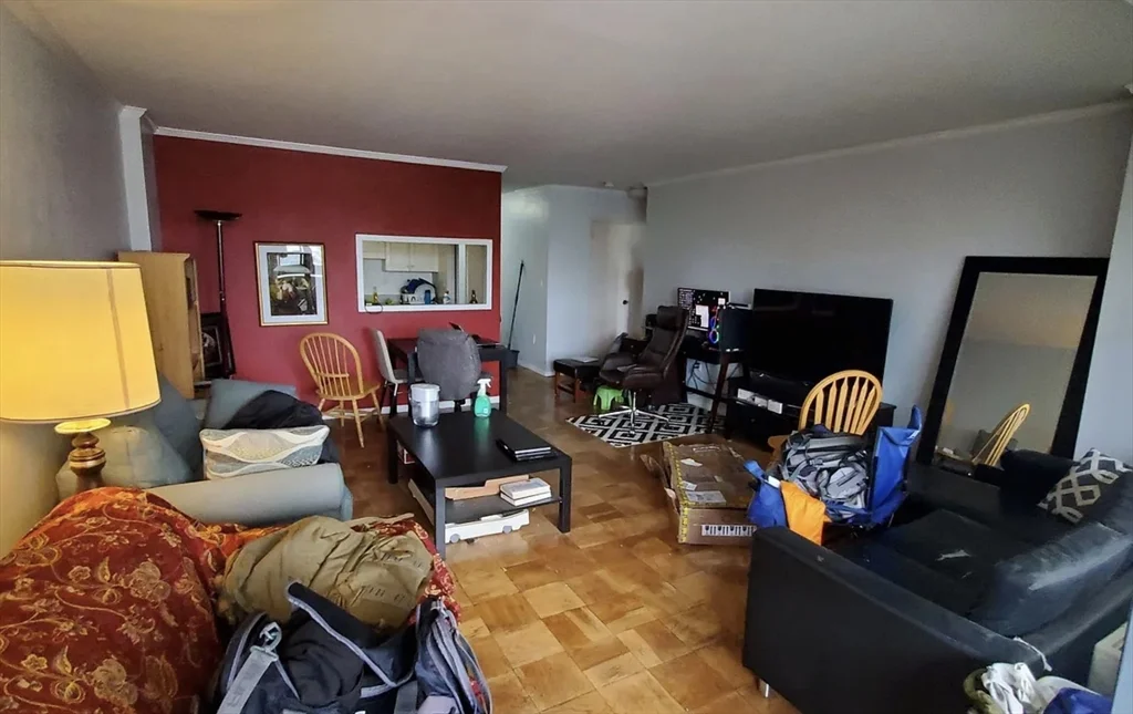1 bed, 1 bath apartment for rent at 6 Whittier Pl Unit 2-o, West End — photo 3 of 8