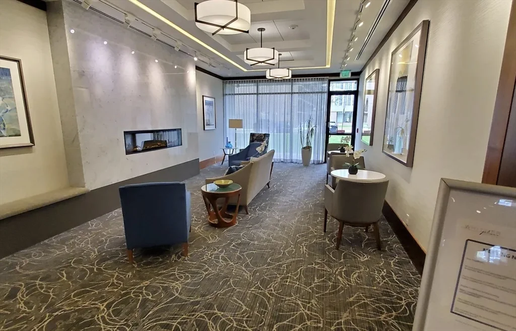 1 bed, 1 bath apartment for rent at 6 Whittier Pl Unit 2-o, West End — photo 2 of 8