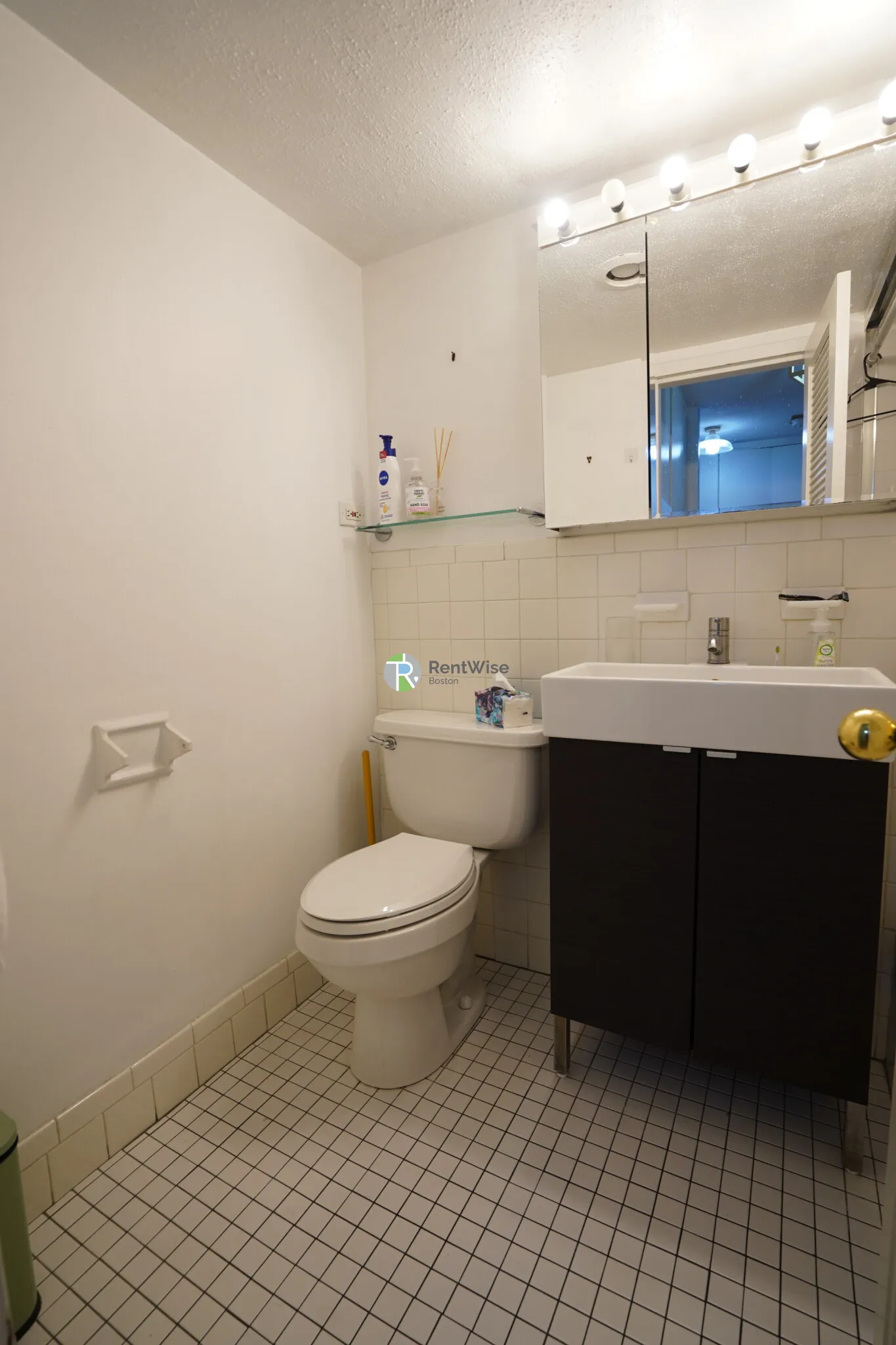 Studio bed, 1 bath apartment for rent at 6 Whittier Pl Unit 2k, West End — photo 18 of 19