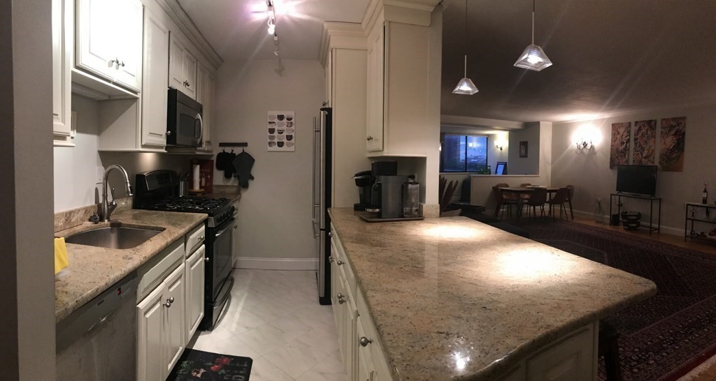 2 bed, 2 bath apartment for rent at 6 Whittier Pl Unit 4D, West End — photo 1 of 6