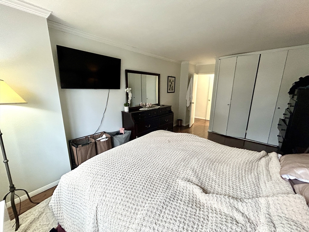 1 bed, 1 bath apartment for rent at 6 Whittier Pl Unit 4J, West End — photo 12 of 15