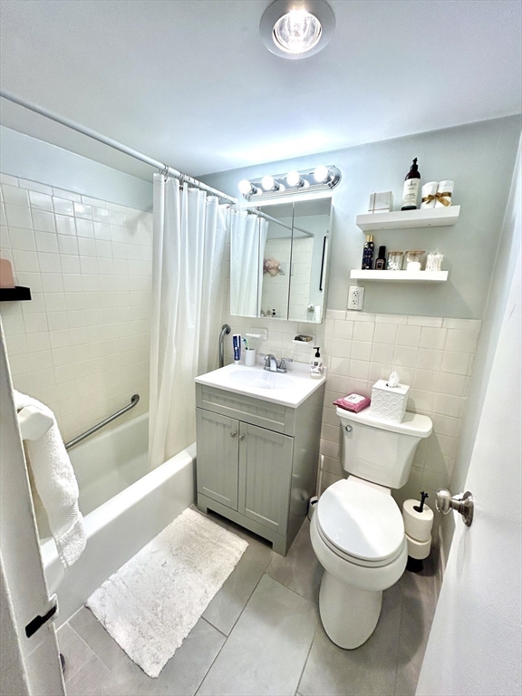 1 bed, 1 bath apartment for rent at 6 Whittier Pl Unit 4J, West End — photo 9 of 15