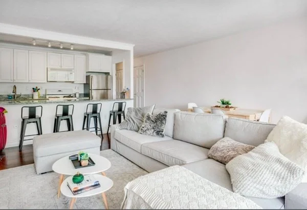 1 bed, 1 bath apartment for rent at 6 Whittier Pl Unit 7F, West End — photo 1 of 17