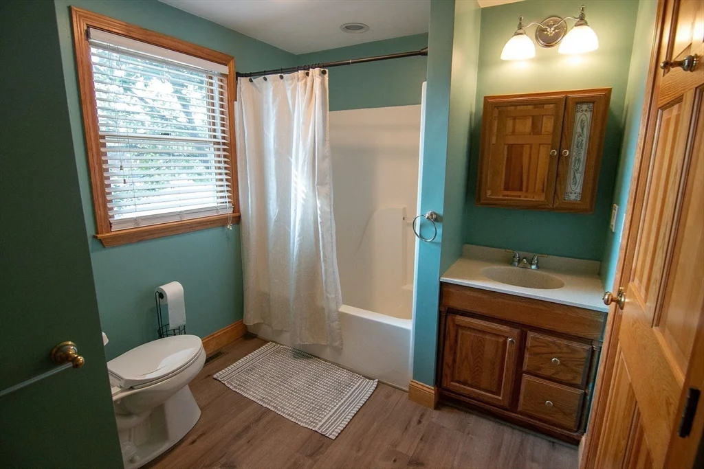 1 bed, 1 bath apartment for rent at 6 Wildwood Ln Unit B, Stoneham — photo 14 of 21
