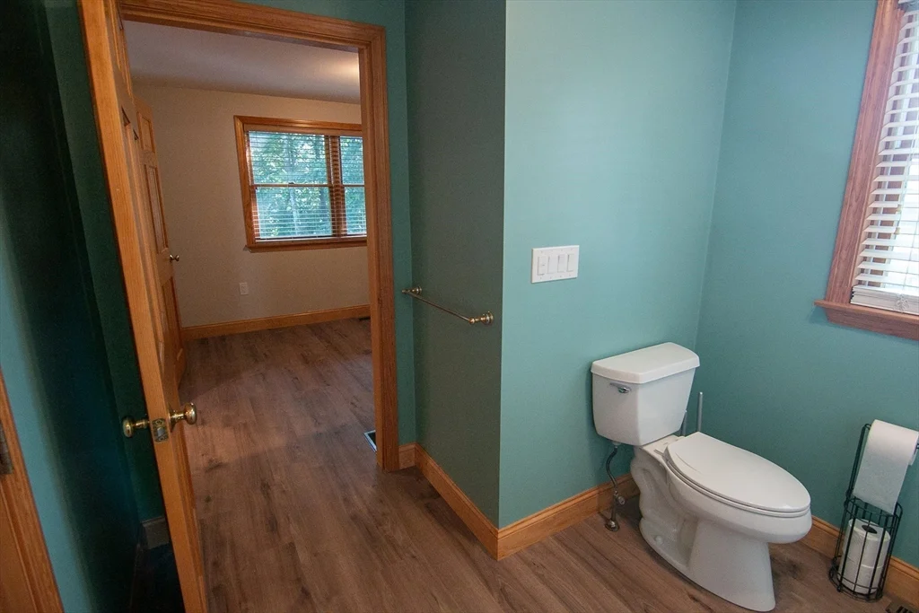 1 bed, 1 bath apartment for rent at 6 Wildwood Ln Unit B, Stoneham — photo 15 of 21