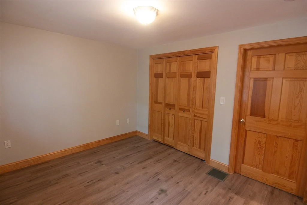 1 bed, 1 bath apartment for rent at 6 Wildwood Ln Unit B, Stoneham — photo 9 of 21