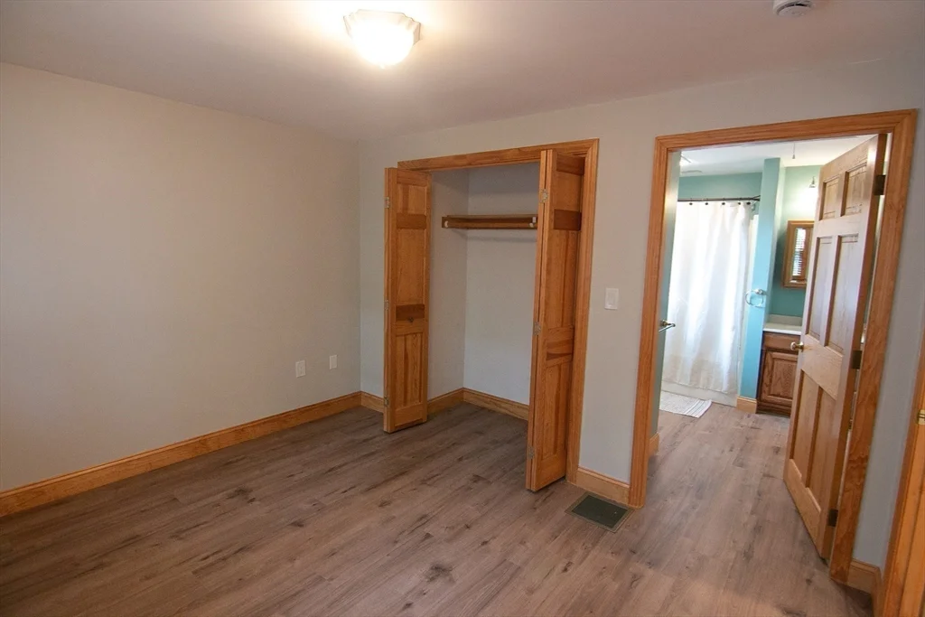 1 bed, 1 bath apartment for rent at 6 Wildwood Ln Unit B, Stoneham — photo 12 of 21