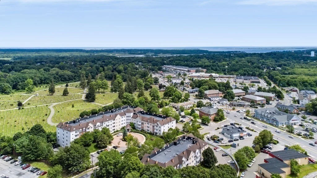 2 bed, 2 bath apartment for rent at 6 Woodman Unit 408, Newburyport — photo 8 of 37