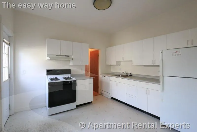 2 bed, 1 bath apartment for rent at 60.5 Sacramento St Unit 1, Porter Square — photo 8 of 18