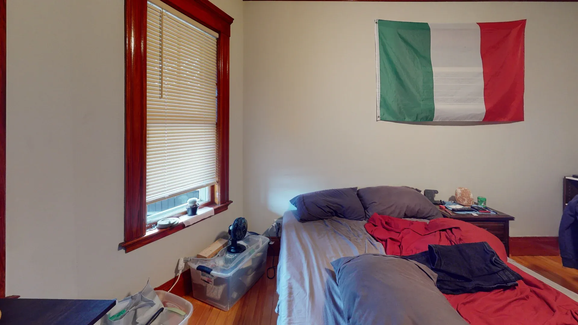 4 bed, 1 bath apartment for rent at 60-62 Pinkert St Unit 60, Medford — photo 9 of 13