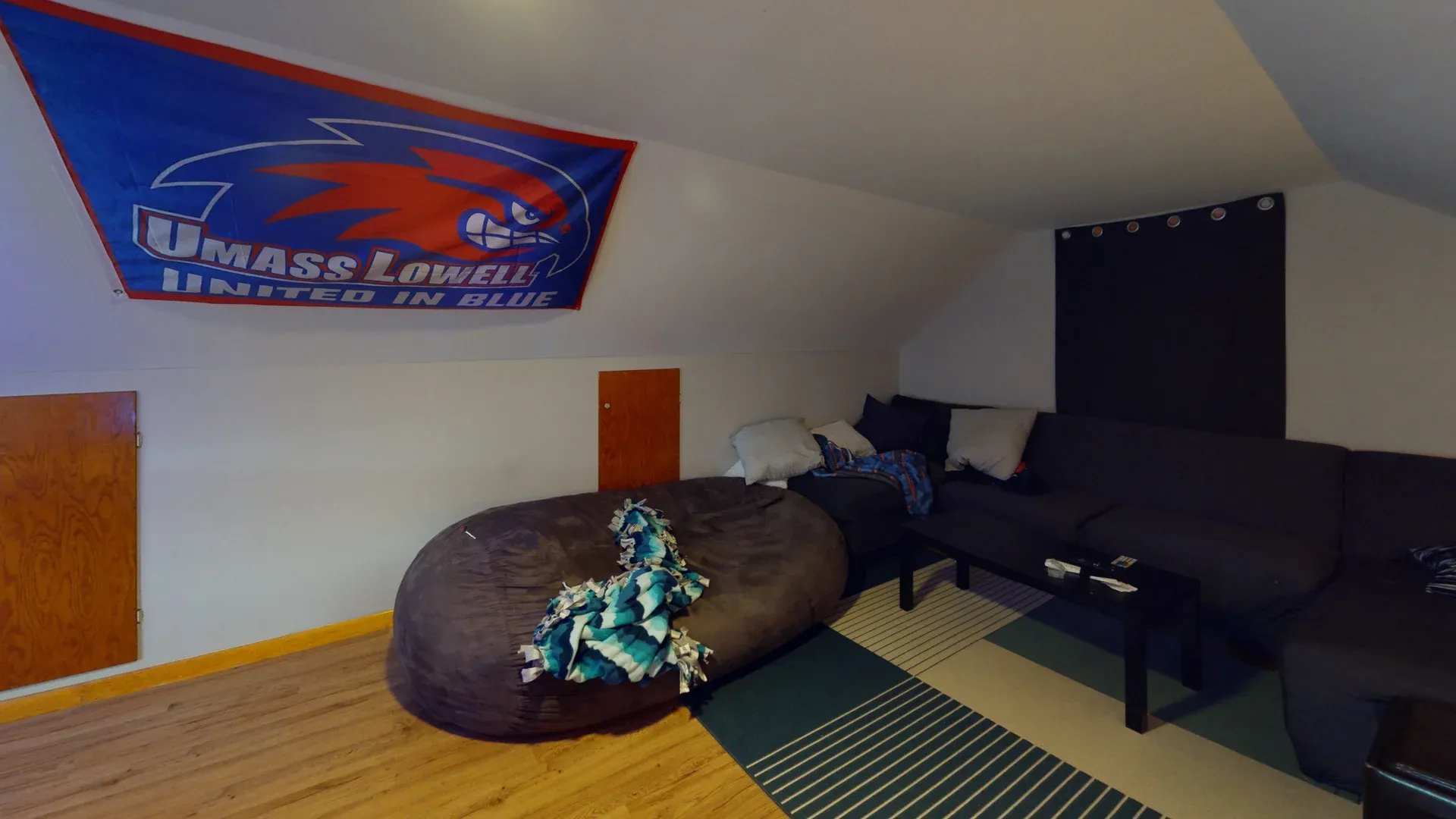 4 bed, 1 bath apartment for rent at 60-62 Pinkert St Unit 60, Medford — photo 12 of 13