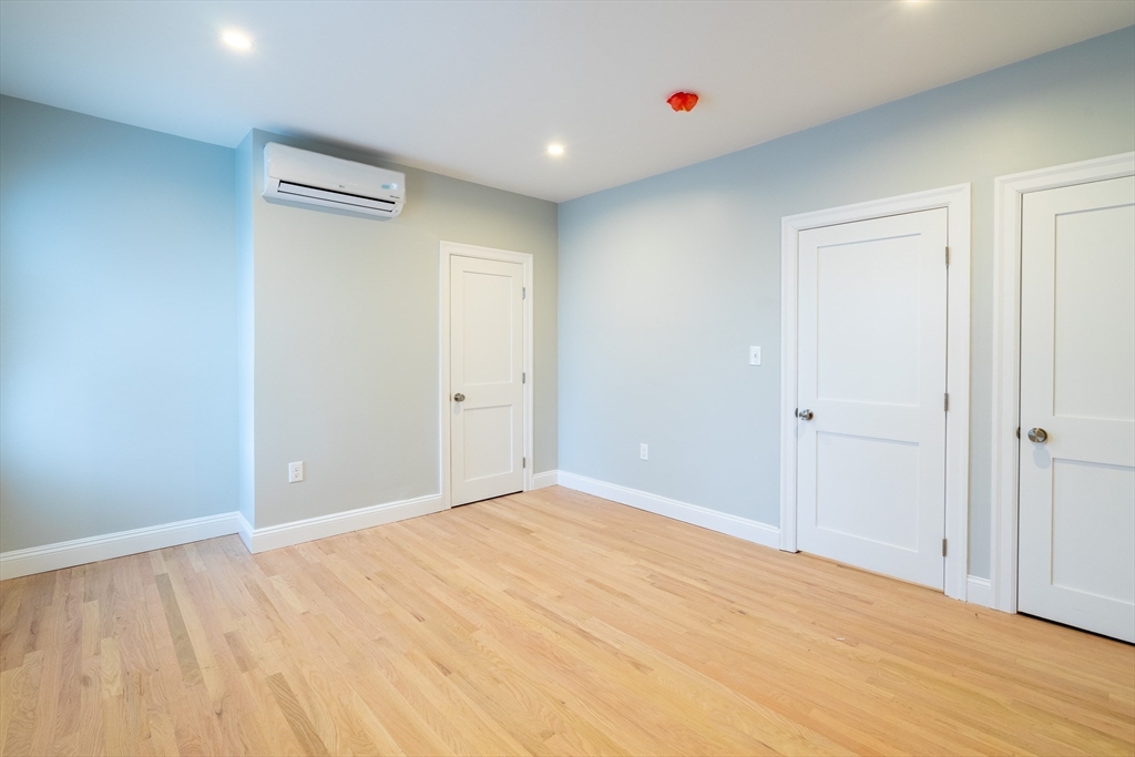 3 bed, 1 bath apartment for rent at 60 6th St Unit 1, East Cambridge — photo 19 of 23