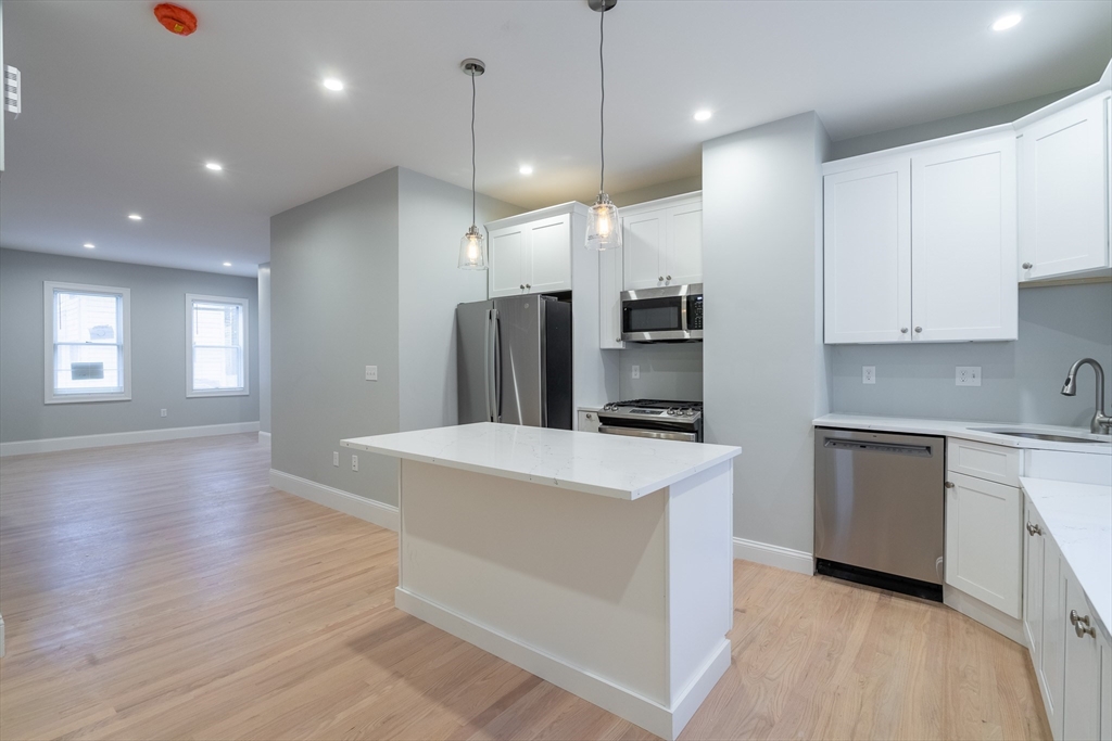 3 bed, 1 bath apartment for rent at 60 6th St Unit 1, East Cambridge — photo 1 of 23