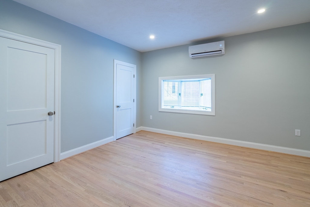 3 bed, 1 bath apartment for rent at 60 6th St Unit 1, East Cambridge — photo 13 of 23