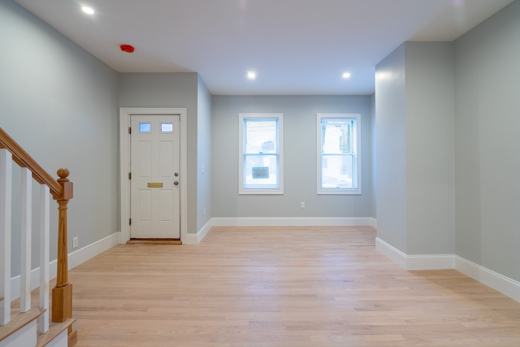 3 bed, 1 bath apartment for rent at 60 6th St Unit 1, East Cambridge — photo 7 of 23