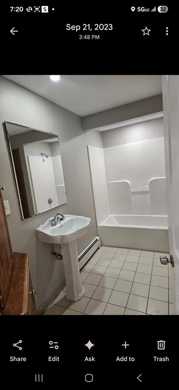 6 bed, 2 bath apartment for rent at 60 Arlington St Unit 1, Haverhill — photo 4 of 36