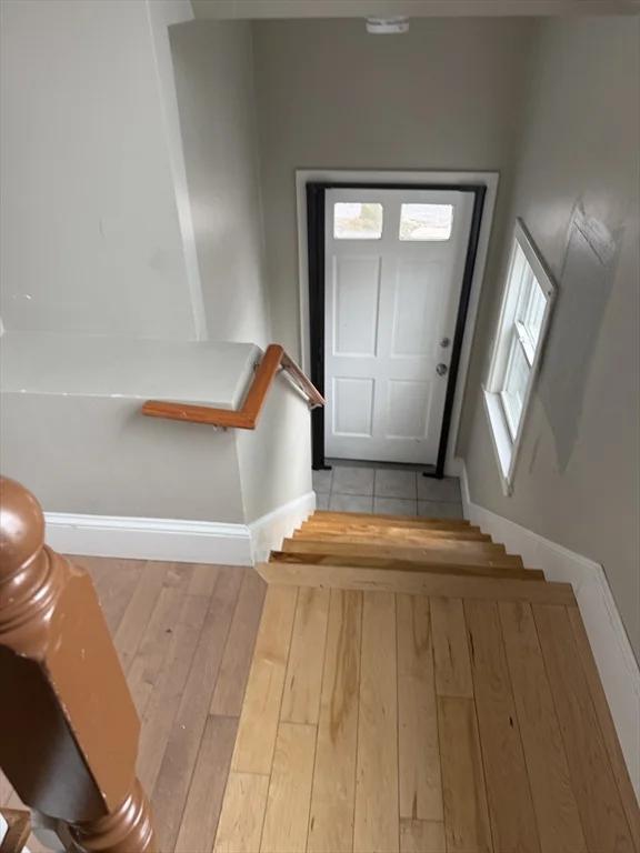 6 bed, 2 bath apartment for rent at 60 Arlington St Unit 1, Haverhill — photo 32 of 36