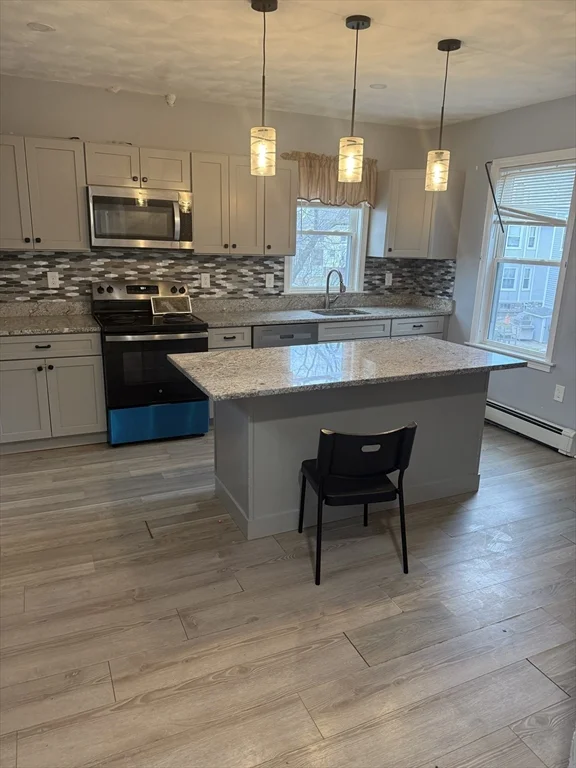 6 bed, 2 bath apartment for rent at 60 Arlington St Unit 1, Haverhill — photo 17 of 36