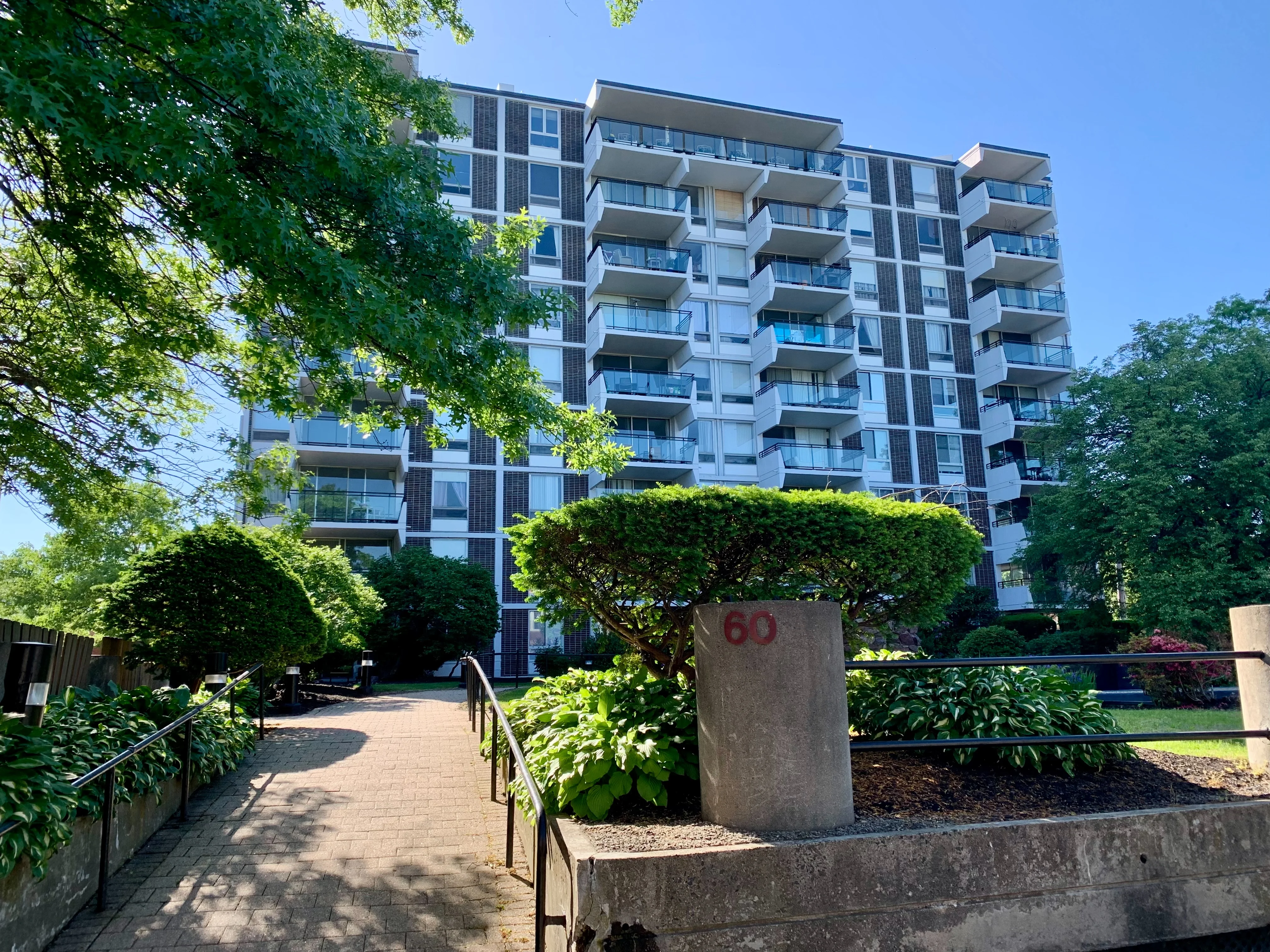 2 bed, 2 bath apartment for rent at 60 Babcock St Unit 27, Coolidge Corner — photo 1 of 7
