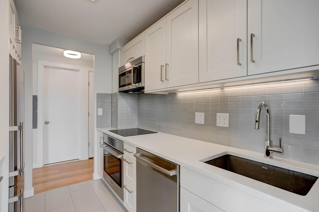 1 bed, 1 bath apartment for rent at 60 Babcock St Unit 72, Coolidge Corner — photo 9 of 15