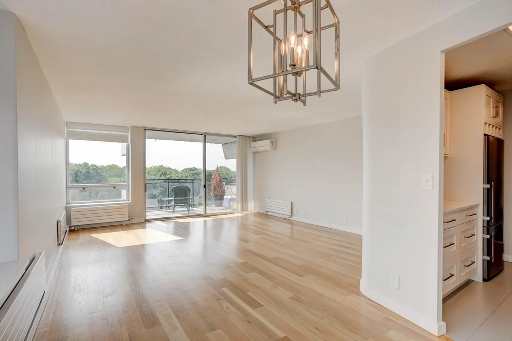 1 bed, 1 bath apartment for rent at 60 Babcock St Unit 72, Coolidge Corner — photo 1 of 15