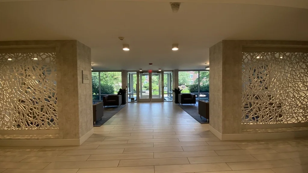 1 bed, 1 bath apartment for rent at 60 Babcock St Unit 94, Coolidge Corner — photo 3 of 41