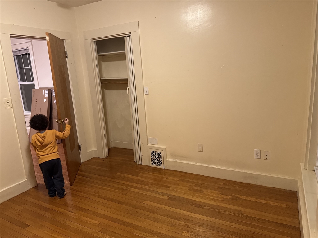 3 bed, 1 bath apartment for rent at 60 Beach Ave Unit 2, Swampscott — photo 10 of 10