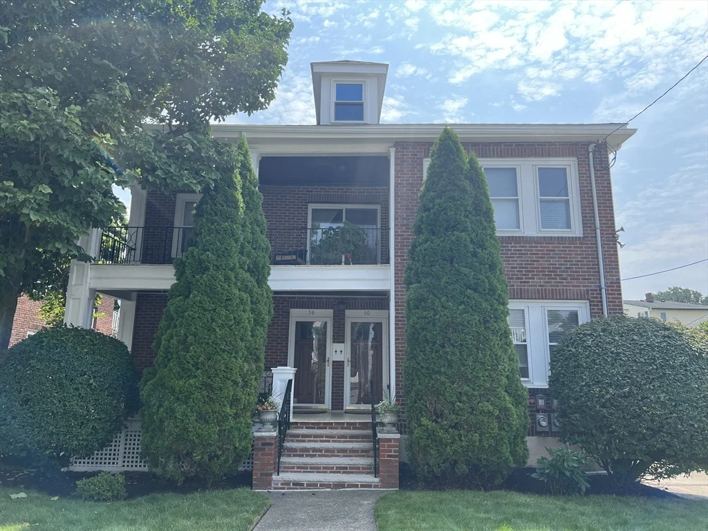 2 bed, 1 bath apartment for rent at 60 Bellevue Ave Unit 1, Winthrop — photo 1 of 9