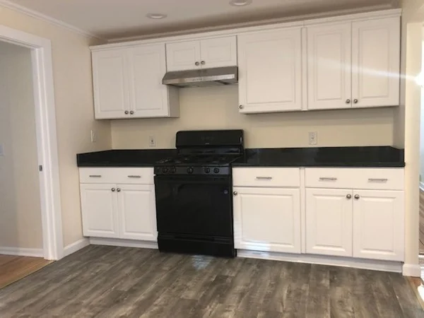 2 bed, 1 bath apartment for rent at 60 Brackenbury St Unit 1, Malden — photo 4 of 16