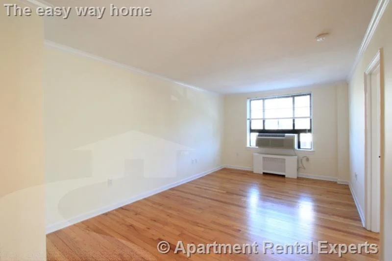 2 bed, 1 bath apartment for rent at 60 Brattle St Unit 302, Harvard Square — photo 11 of 20