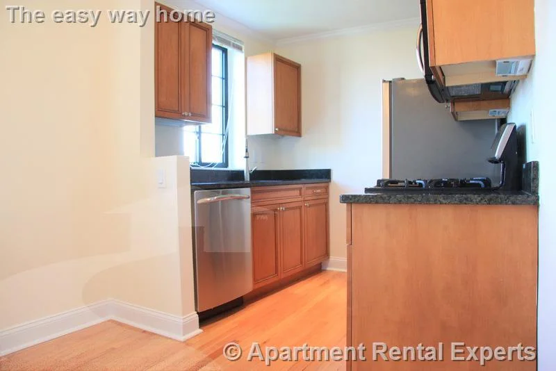 2 bed, 1 bath apartment for rent at 60 Brattle St Unit 702, Harvard Square — photo 2 of 23
