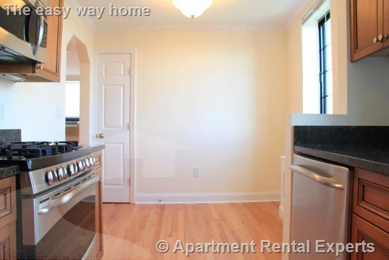 2 bed, 1 bath apartment for rent at 60 Brattle St Unit 702, Harvard Square — photo 1 of 23