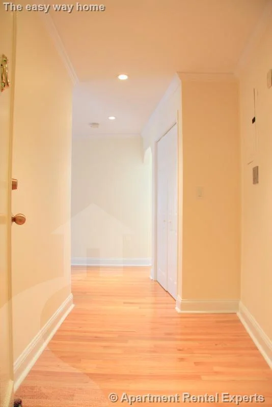 2 bed, 1 bath apartment for rent at 60 Brattle St Unit 702, Harvard Square — photo 4 of 23